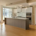 Appartement de 1022 m² avec 2 chambre(s) en location à Vancouver