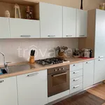 Rent 2 bedroom house of 50 m² in Torri del Benaco