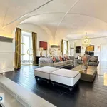 Rent 6 bedroom house of 400 m² in Florence