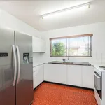 Rent 2 bedroom apartment in Como