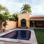 Rent 3 bedroom house of 526 m² in Mérida