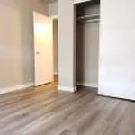 Appartement de 538 m² avec 1 chambre(s) en location à Edmonton