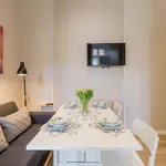 Rent 3 bedroom apartment of 45 m² in Berlin