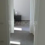 Rent 2 bedroom apartment of 75 m² in Milano