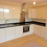 Rent 2 bedroom flat in Cardiff