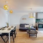 Appartement de 41 m² avec 3 chambre(s) en location à Paris