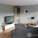 Rent 2 bedroom flat in Aberdeen