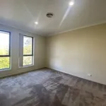 Rent 4 bedroom house in Gungahlin