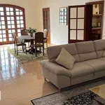 Rent 5 bedroom house of 259 m² in Ragusa