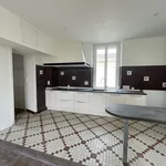 Rent 6 bedroom house of 177 m² in BARSAC