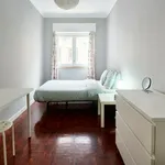 Rent 6 bedroom apartment in Lisbon