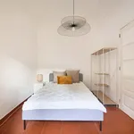 Rent a room of 100 m² in Lisboa