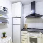 Rent 2 bedroom apartment of 646 m² in Bilbao