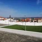 Rent 2 bedroom apartment of 80 m² in Caldas da Rainha