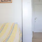 Rent a room of 130 m² in madrid