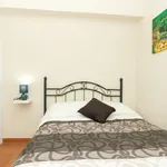 Rent 4 bedroom apartment in Granada