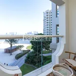 Rent 2 bedroom apartment of 185 m² in Palm Jumeirah