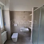 Rent 3 bedroom apartment of 90 m² in Milano