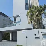 Rent 4 bedroom house of 421 m² in Bangkok