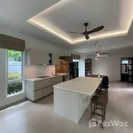 Rent 6 bedroom house of 400 m² in Phuket