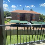 Rent 1 bedroom apartment in Roodepoort