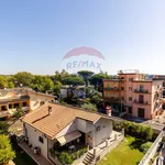 Rent 3 bedroom apartment of 94 m² in Roma