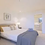 Rent 2 bedroom apartment in Melbourne