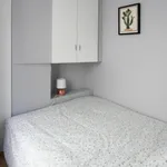 Appartement de 19 m² avec 2 chambre(s) en location à Paris 11