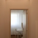 Rent a room of 89 m² in Lisbon