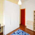 Rent a room of 207 m² in Milan