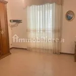 Rent 2 bedroom apartment of 60 m² in Naples