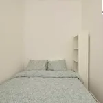 Rent 16 bedroom apartment in Lisbon