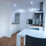 Rent 2 bedroom flat in Salford