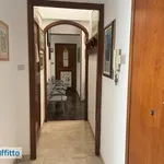 Affitto 3 camera appartamento di 64 m² in Genoa