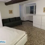 Affitto 2 camera appartamento di 45 m² in Genoa