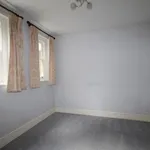 Flat to rent in Hunter Road, Guildford GU1