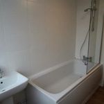 Rent 2 bedroom flat in East Midlands