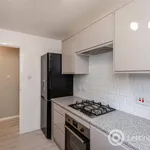 Rent 2 bedroom flat in Edinburgh