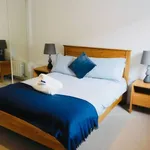 Rent 2 bedroom apartment in Glasgow