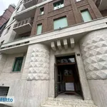 Rent 2 bedroom apartment of 50 m² in Milan