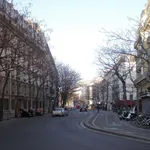 Appartement de 753 m² avec 2 chambre(s) en location à Paris