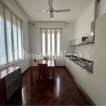 Rent 5 bedroom apartment of 160 m² in Modena