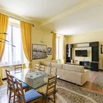 Rent 5 bedroom apartment of 120 m² in Genoa