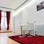 Rent 1 bedroom apartment of 35 m² in Paris