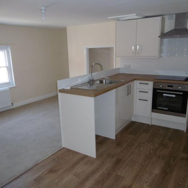 1 bedroom property to let in Fox Yard, Leicester Street, Melton Mowbray - £525 pcm