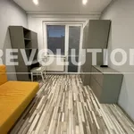 Rent 4 bedroom apartment of 120 m² in Базар Левски