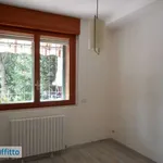 Affitto 3 camera casa di 80 m² in Bologna