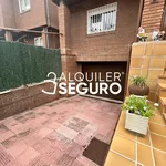 Rent 4 bedroom apartment of 250 m² in Alcalá de Henares