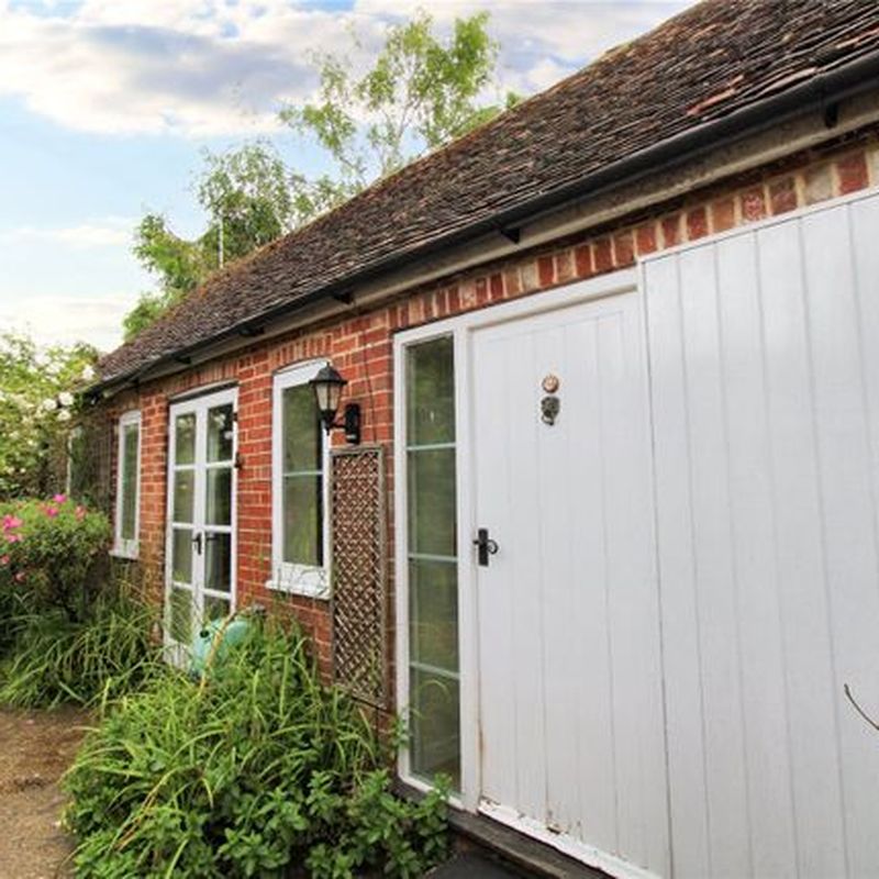Bungalow to rent in Church Road, Rotherfield, Crowborough, East Sussex TN6