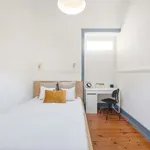 Rent a room of 88 m² in Lisboa